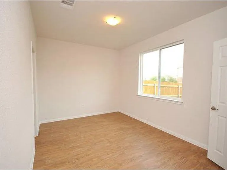Muirfield Townhomes — Photo 6