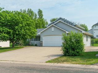 16086 Harmony Trl, Lakeville, MN 55044