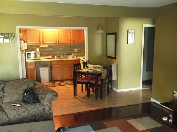 2nd image of 8G Country Squire Dr