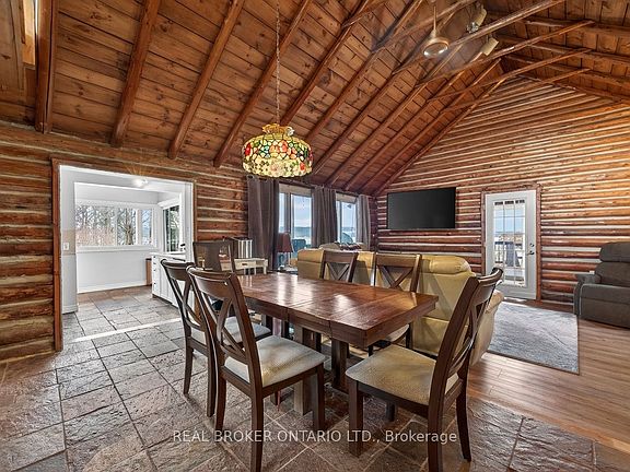 5th image of 1866 Tay Bay Rd