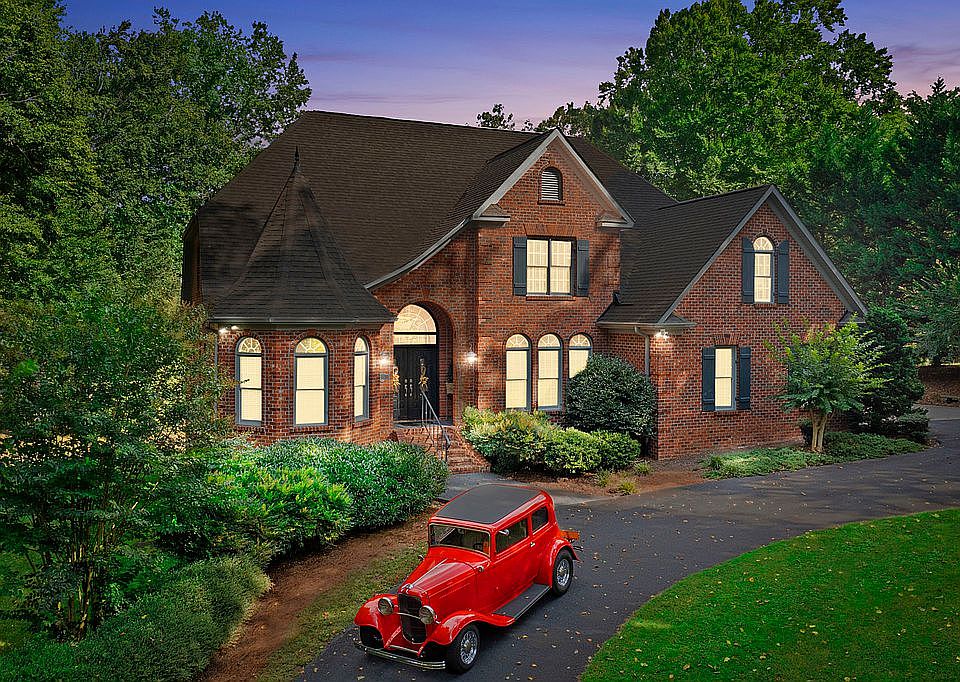FOR SALE BY OWNER 3500 SF