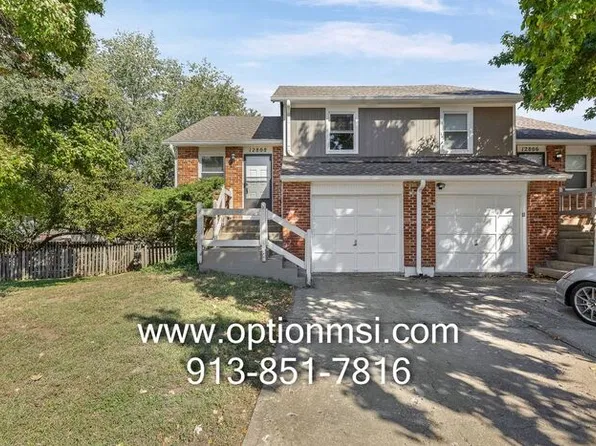 12808 S Arapaho Dr, Olathe, KS 66062