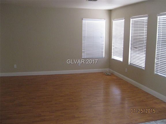 5th image of 7641 Damascus Ave #0