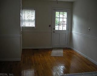 2nd image of 1311 Elm View Ave