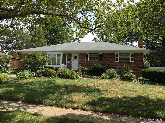 1st image of 294 Birchwood Park Dr