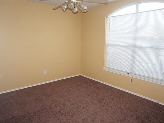 5th image of 2819 Steelhead Dr