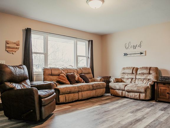 4th image of 2727 Wyandot Dr