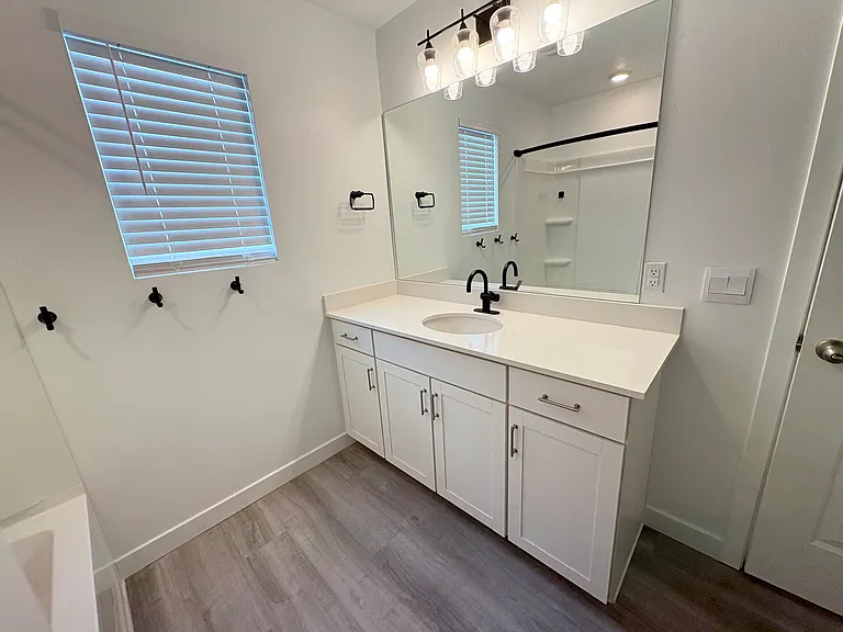 1216 S Raintree Ln — Photo 23