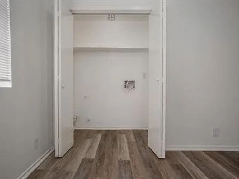 2310 Rachael Court — Photo 31