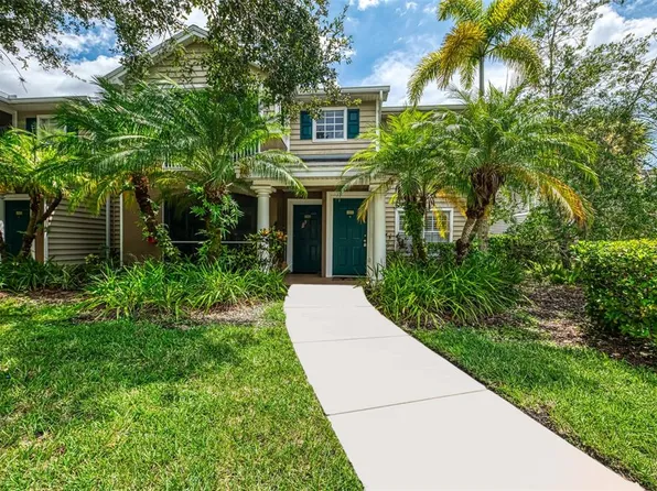 8821 MANOR LOOP #204, LAKEWOOD RANCH, FL 34202