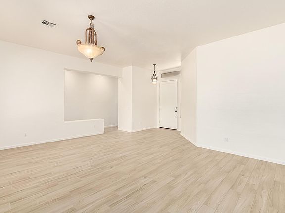 3rd image of 5157 W Muriel Dr