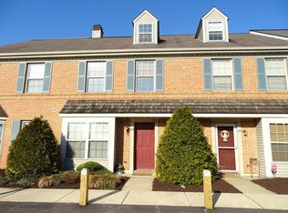 153 Melrose Ln, Lancaster, PA 17601