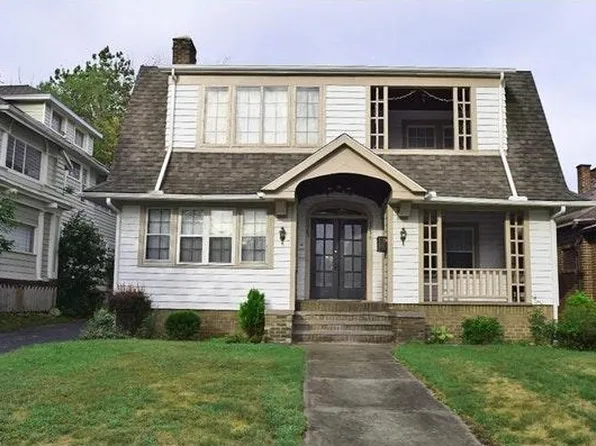 1756 Lee Rd, Cleveland Heights, OH 44118