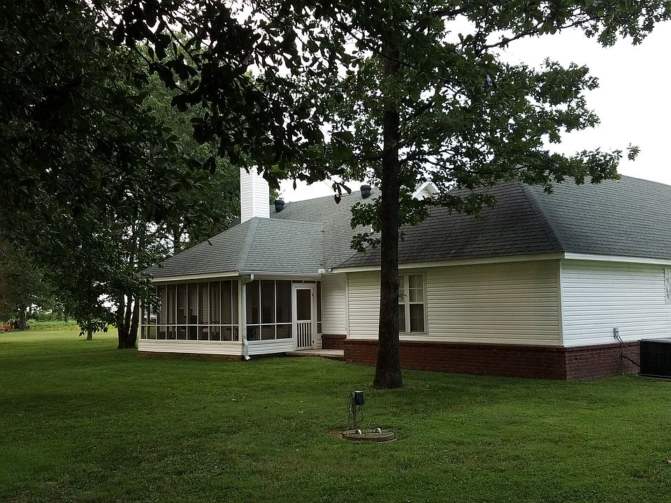 2nd image of 532 County Road 620