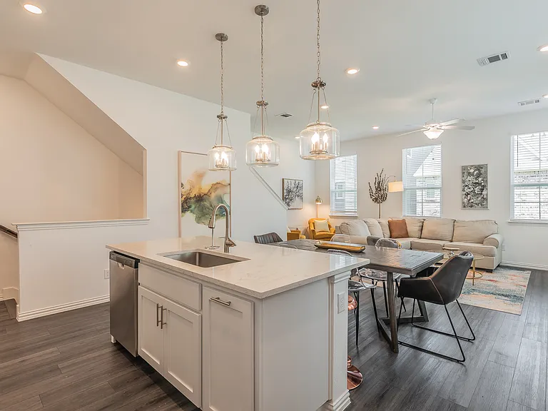 7535 Millingston Rd — Photo 11