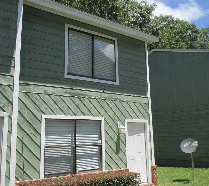 301 S Lipona Rd #28