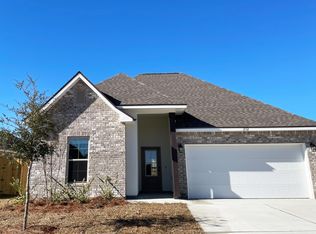 232 Hydrangea Blvd, Freeport, FL 32439