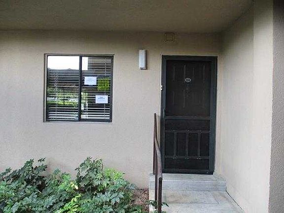 1st floor entrance