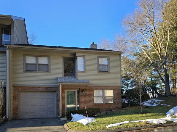 108 Metacomet Drive #108, Meriden, CT 06450