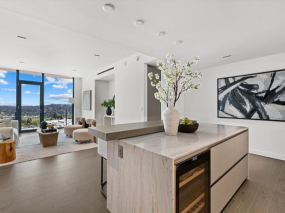 5th image of 838 Avenue Sq #1407