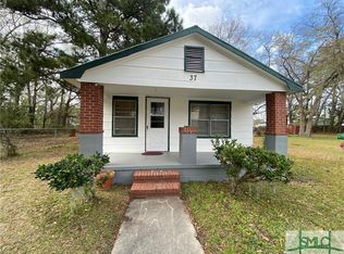 37 Leon Village Rd, Garden City, GA 31408