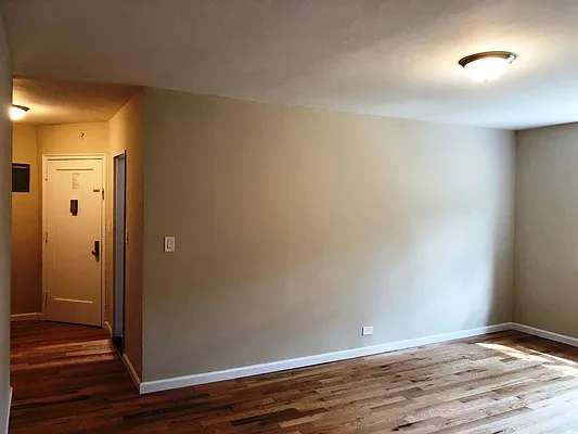 Rented by Prime Realty | media 27