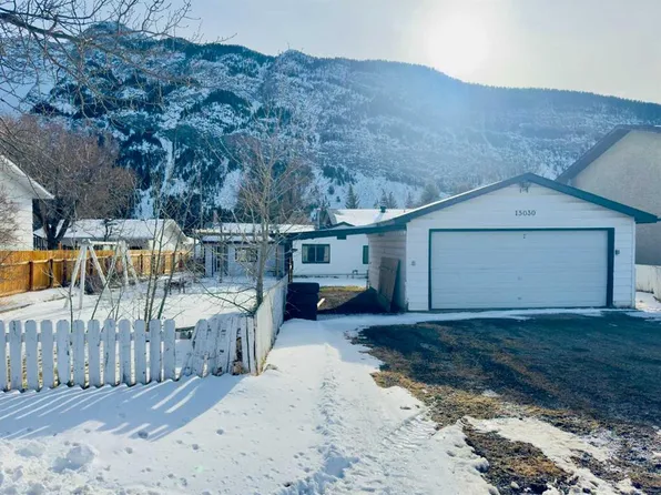 15030 21st Ave, Crowsnest Pass, AB T0K 0E0