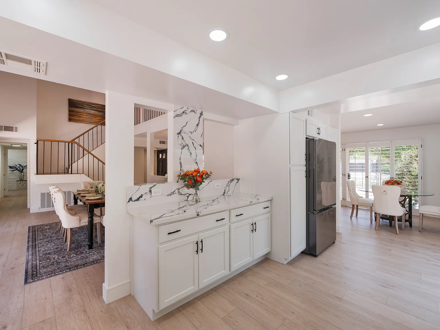 5 bed, 2409 sqft, $7,500 — Photo 4