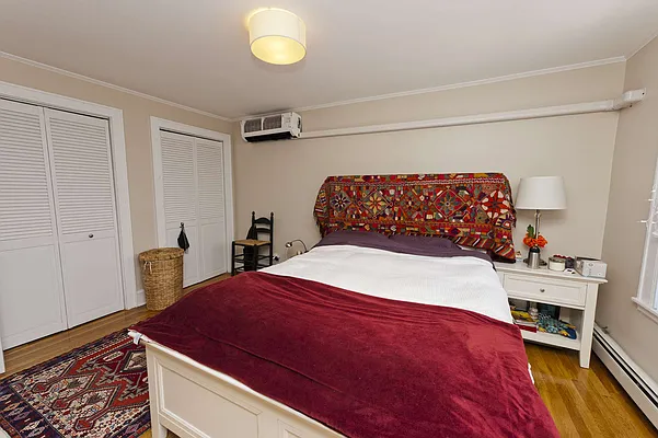 Rented by Compass | media 63