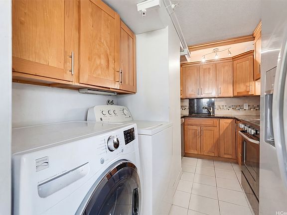 5th image of 2333 Kapiolani Blvd APT 1008