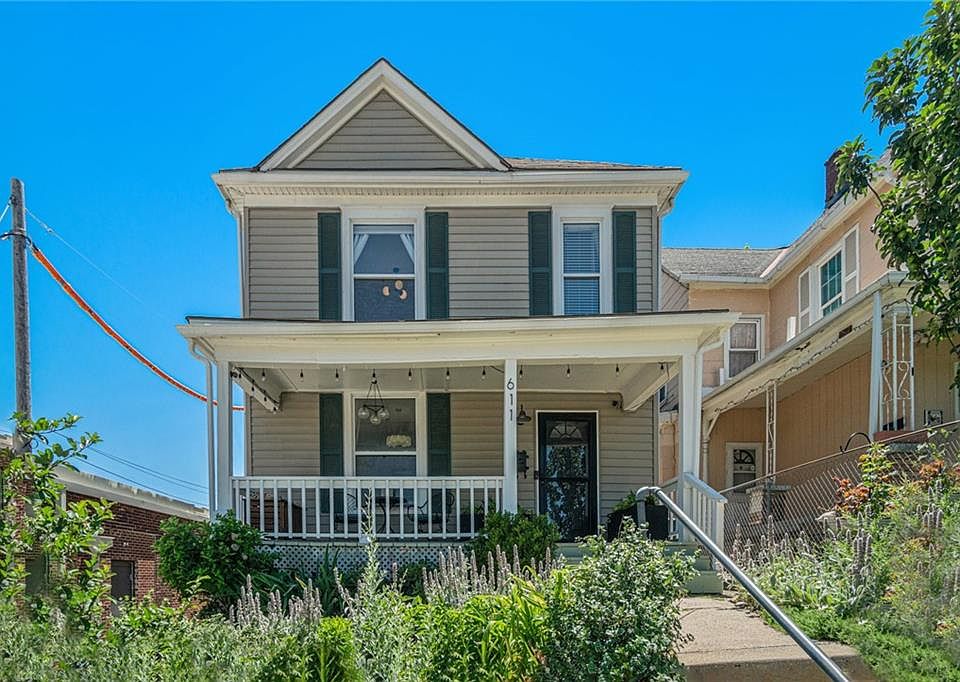 1st image of 611 Tauromee Ave
