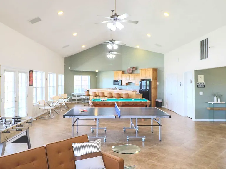 Kensington Park Apartments — Photo 35