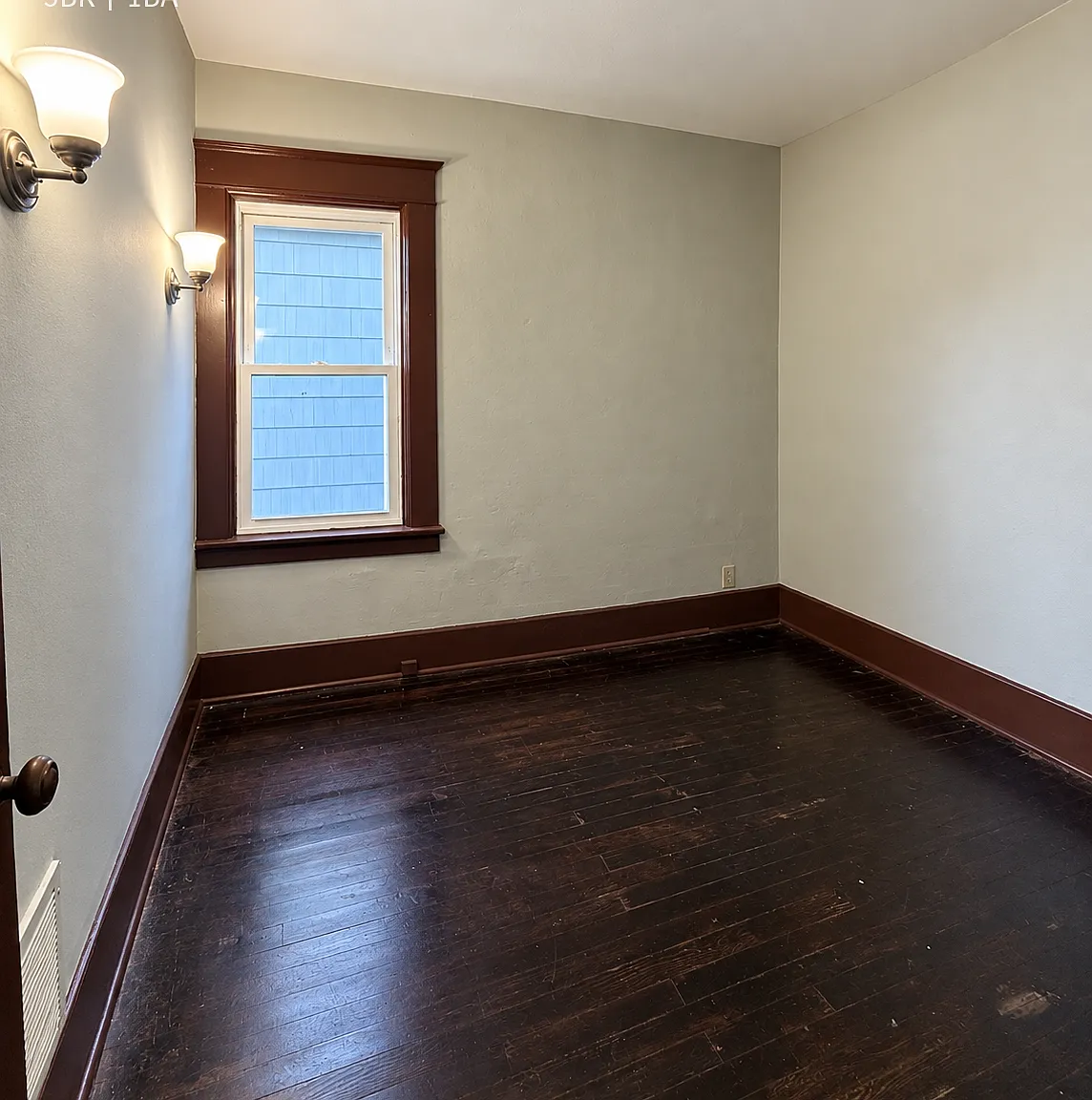 3 bed, 1200 sqft, $1,425 — Photo 2
