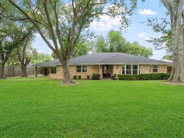 14702 Westway Ln, Houston, TX 77077