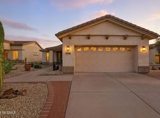 4751 S Longmore Dr, Green Valley, AZ 85622