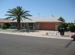 9551 W Spanish Moss Ln, Sun City, AZ 85373
