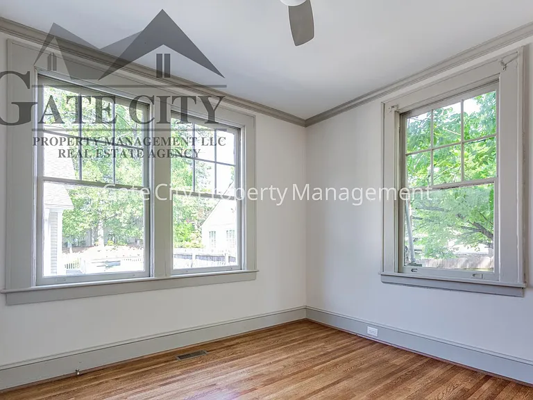 111 E Hendrix St #1 — Photo 7