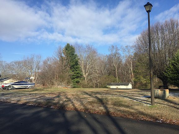 4th image of 155 County Road 578