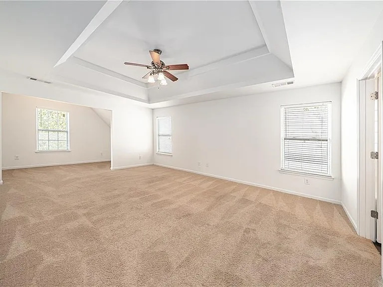 715 Moonlight Way — Photo 27