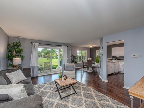 2nd image of 264 Jennifer Ln #3