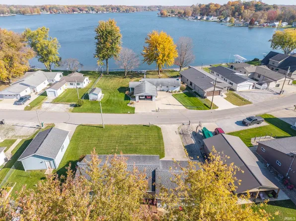 7780 S 140 E, Wolcottville, IN 46795