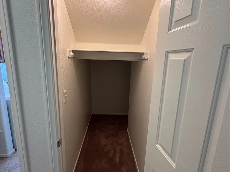 2844 Woodland Park Ave — Photo 12