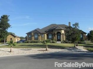 9006 Cinnabar Ct, San Antonio, TX 78266