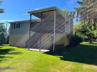 115 Akron Rd, Ephrata, PA 17522