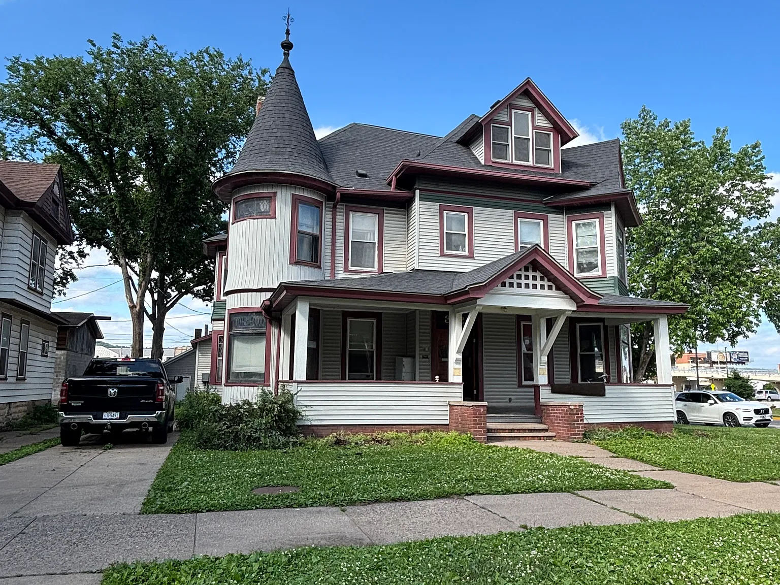 4 bed, 800 sqft, $1,500 — Photo 3