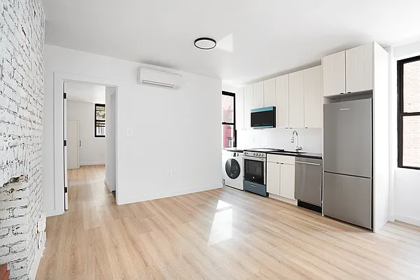 Rented by Nolita Group | media 7