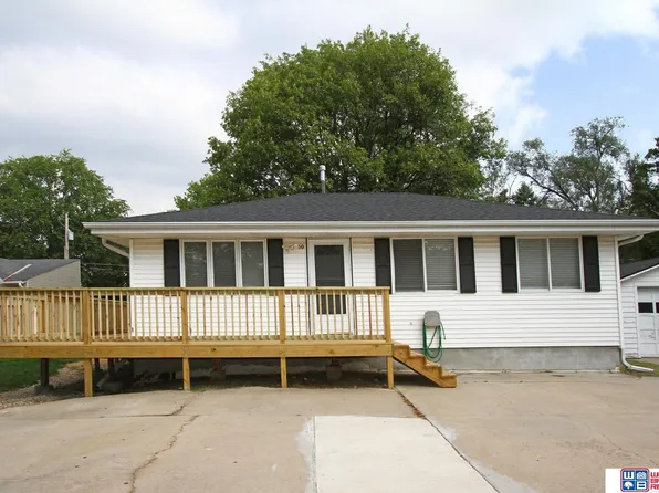5054 Fremont St, Lincoln, NE 68504