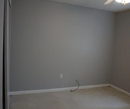 5th image of 3875 Janeen Cir