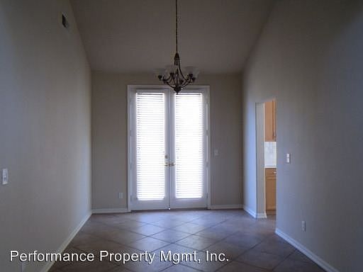 4th image of 7554 N Carnegie Ave