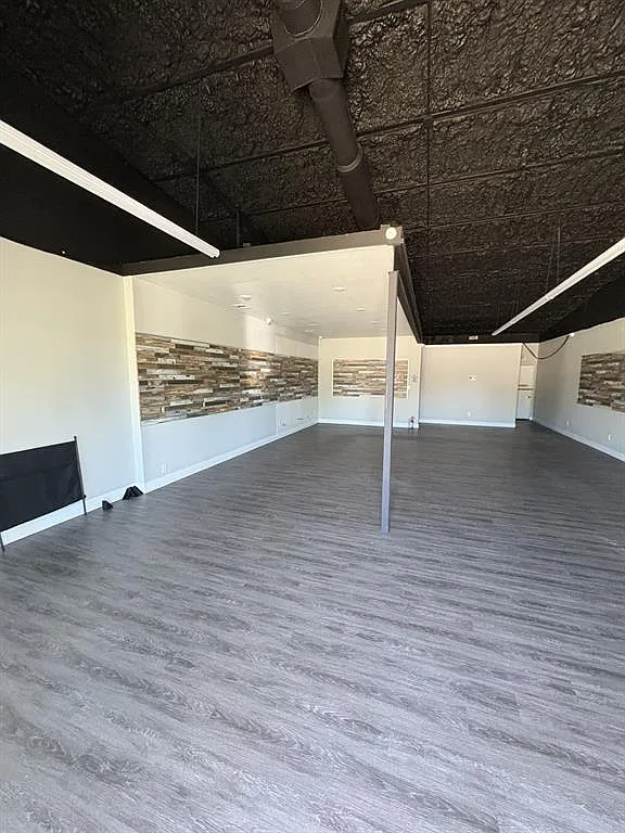 Studio, $1,000 — Photo 3
